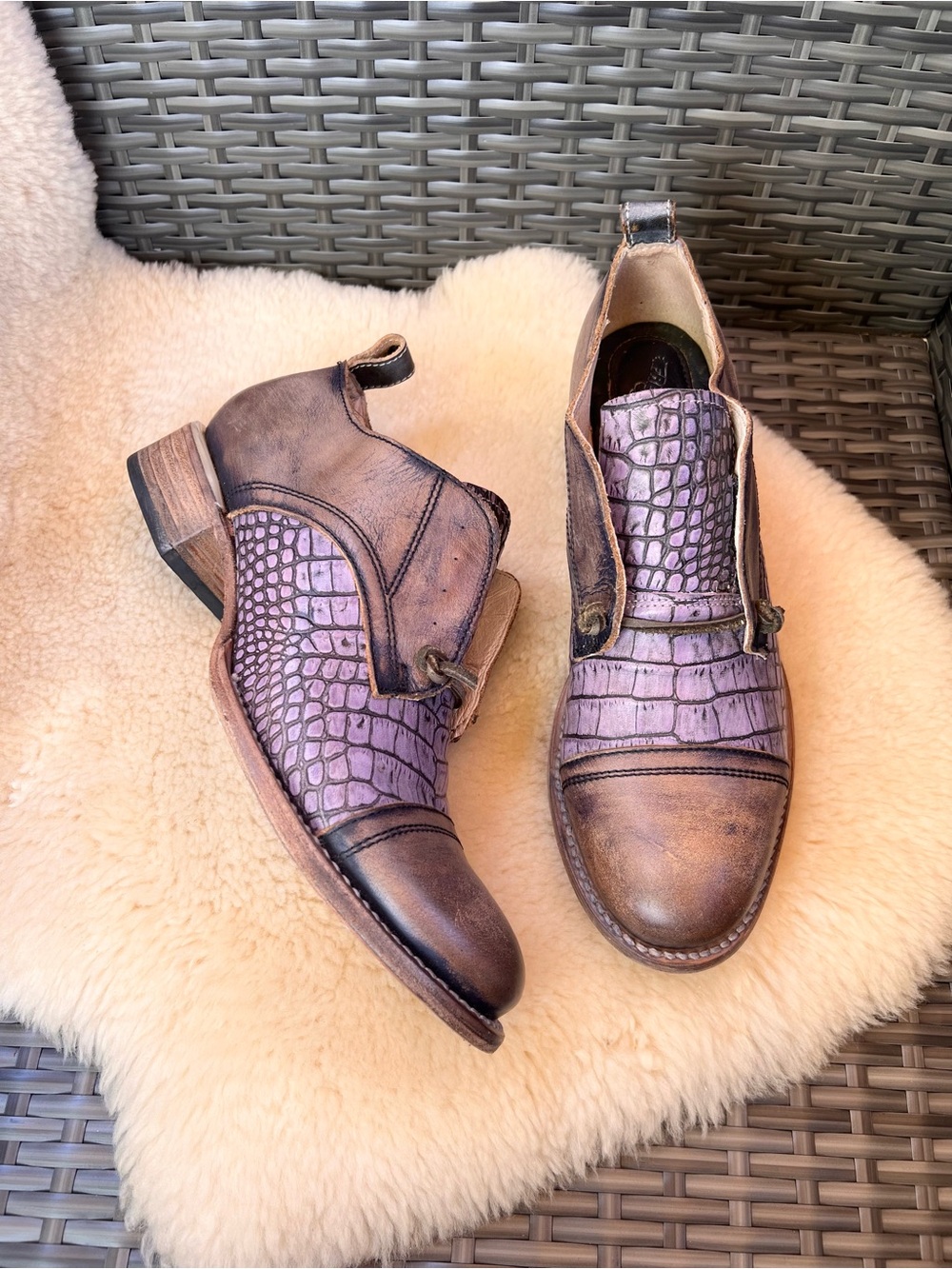 FREEBIRD Mabel Western Boots Sz 11 Brown Purple Croco Leather Oxfords Distressed